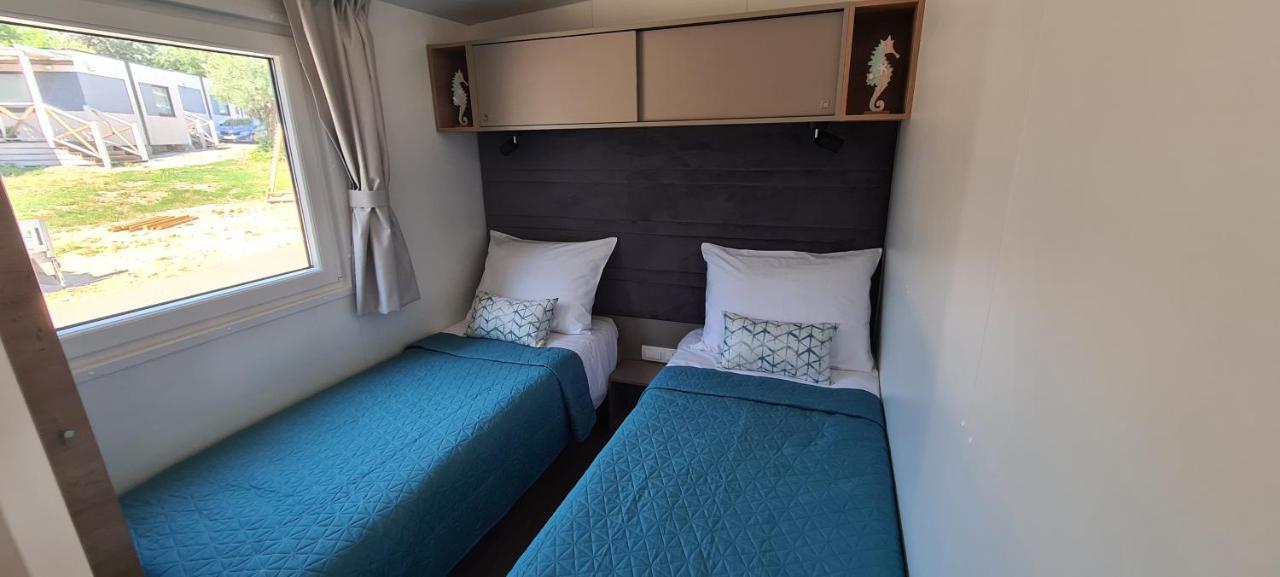 Mobile Home Kmz Selce Exterior photo